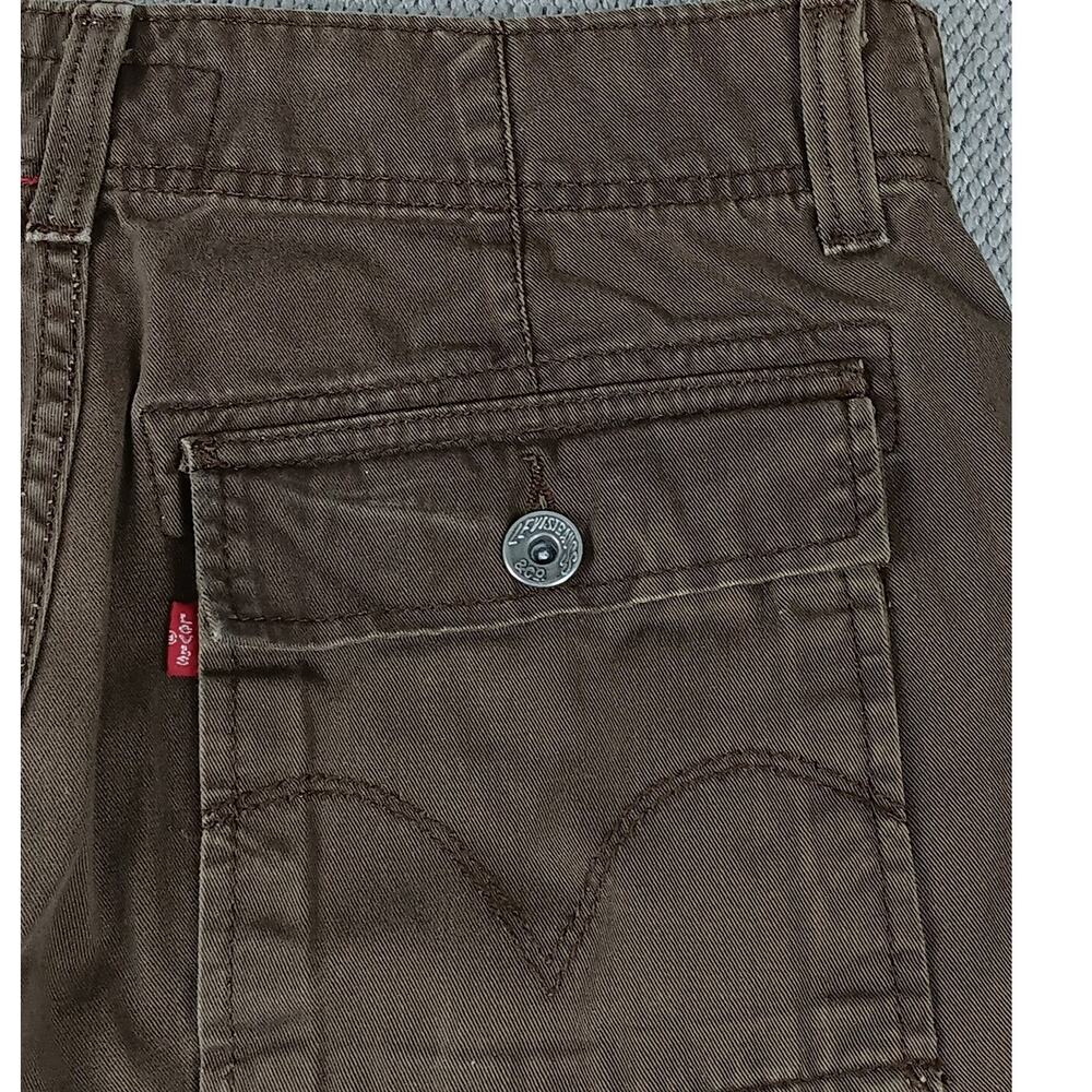 Levi's‎ Cargo Short's Men's 31X10 Dark Army Green Outdoor Summer Casual Hiking - Picture 7 of 13